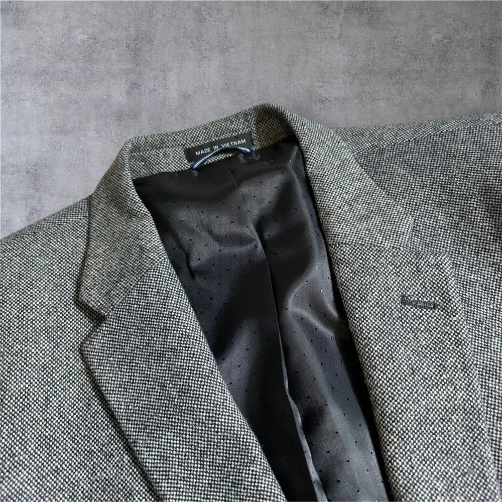 TOMMY HILFIGER Men's 46R Gray Wool Blend Blazer Sport Coat Two Button Jacket
